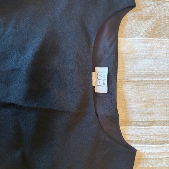 Anne Taylor LOFT Sleeveless Boatneck Black Dress – Knee Length, Linen & Lined - Picture 4 of 6